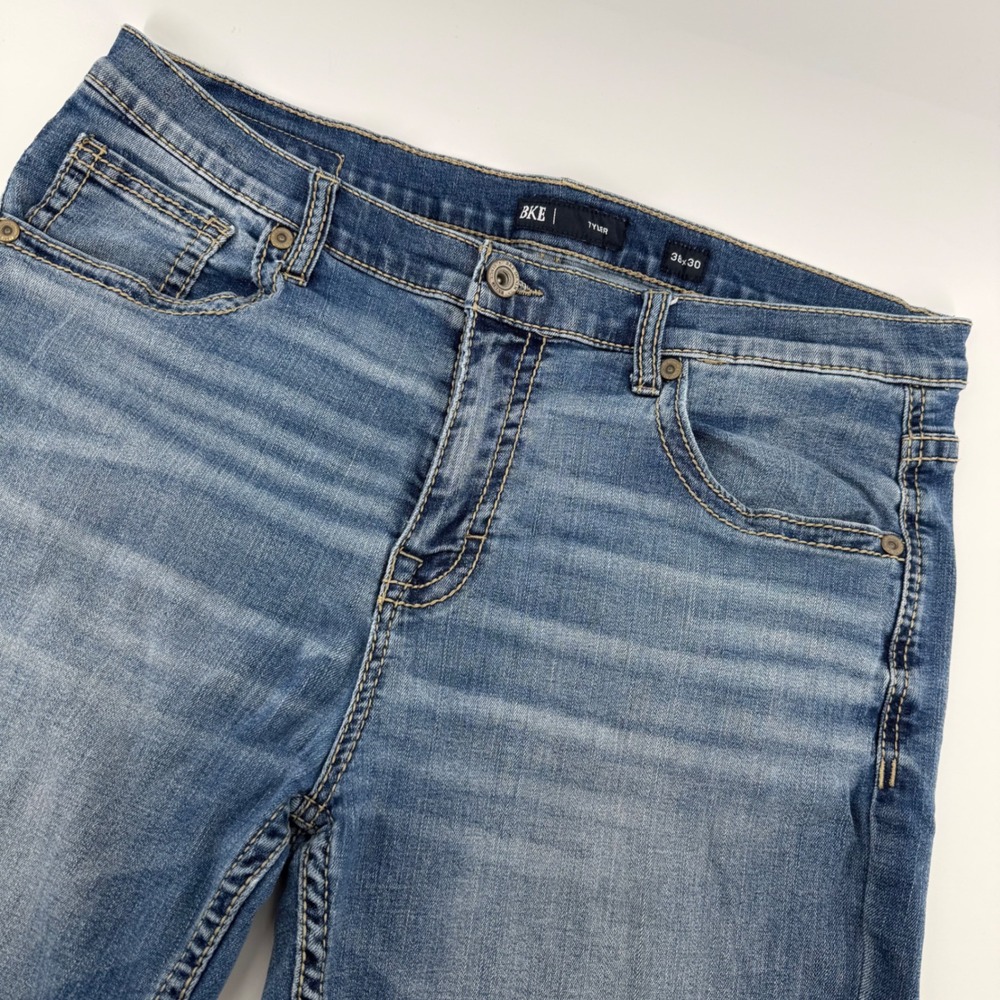 BKE Tyler Jeans Mens 38x30 Blue Straight Leg Stretch Medium Wash ABS23321